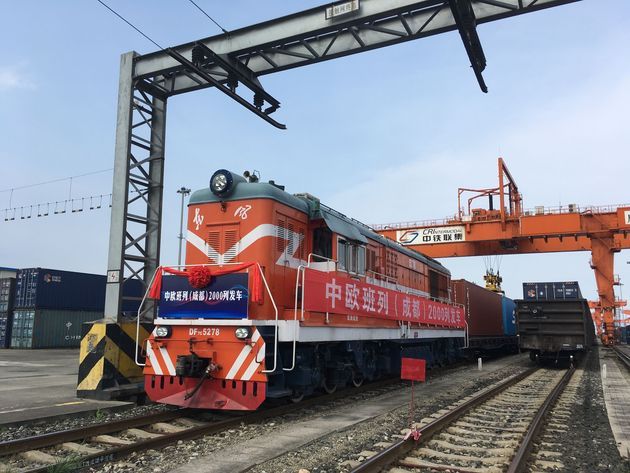 四川成都:中欧班列迎来新“乘客”