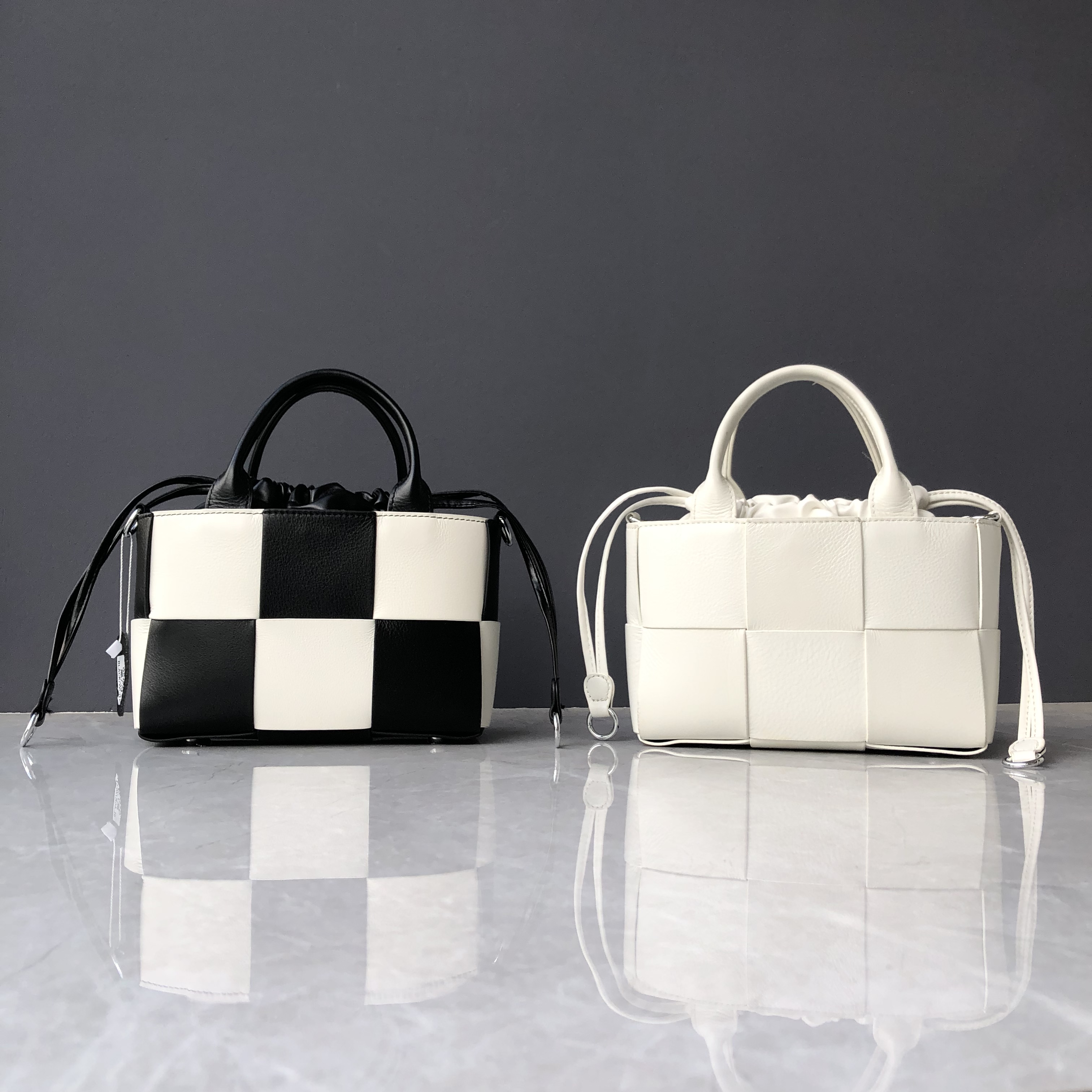 设计篮子互抄作业 “基飞蛋打”隐患大增 低收益产品重复建设放大趋同风险