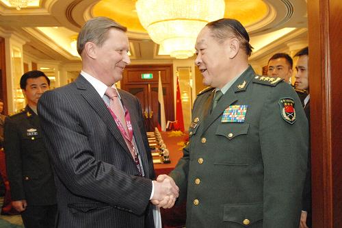 俄总理:今年初至12月中旬俄通胀率超9%