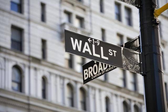 纽约股市三大股指24日上涨