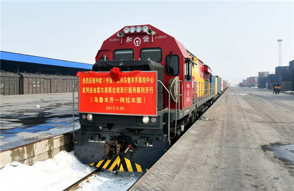 2024年霍尔果斯开行中欧(中亚)班列8730列创历史新高