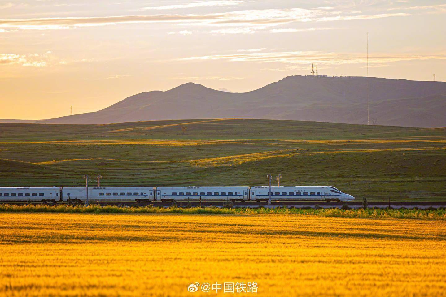 国铁集团：铁路12306已平稳度过节前车票发售高峰