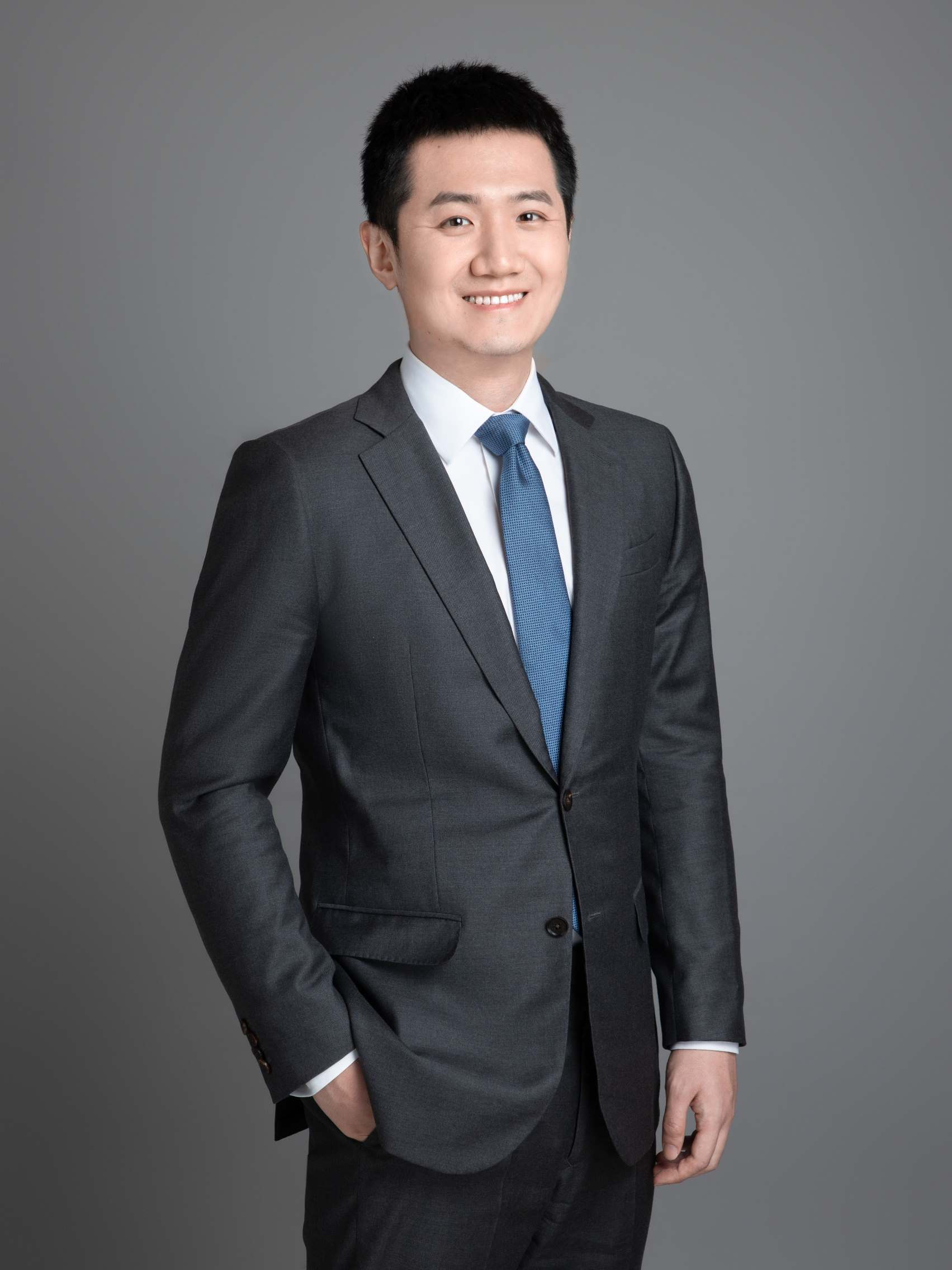 公募机构市场低位播种 发起式基金扛大旗