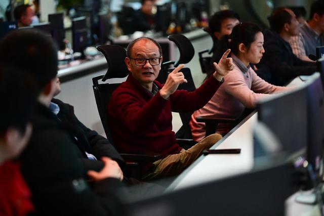 中国“人造太阳”创造“亿度千秒”世界纪录