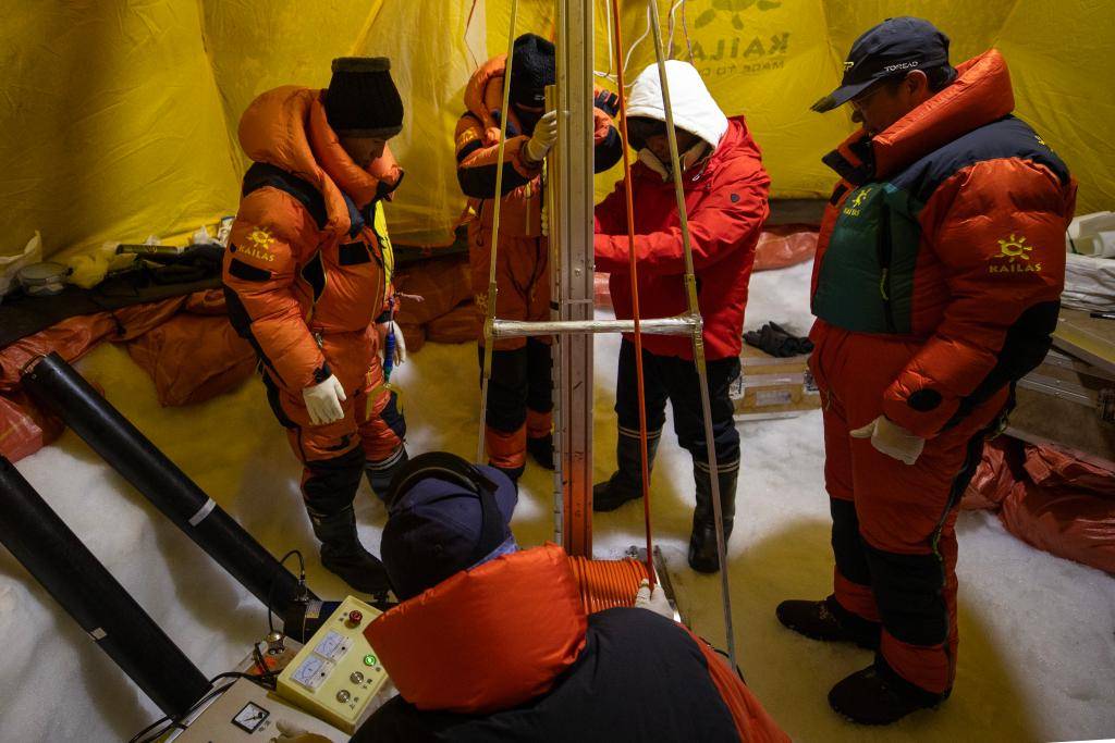 我国科学家在“连续变量”集成光量子芯片领域实现新突破