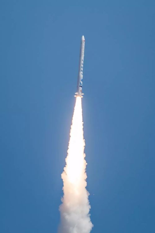 2024年民营企业在我国外贸领域创造“三个首次”