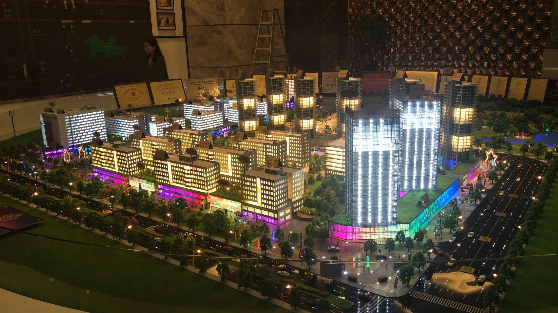 蕾奥规划与城市象限联合推出城市大模型系列产品