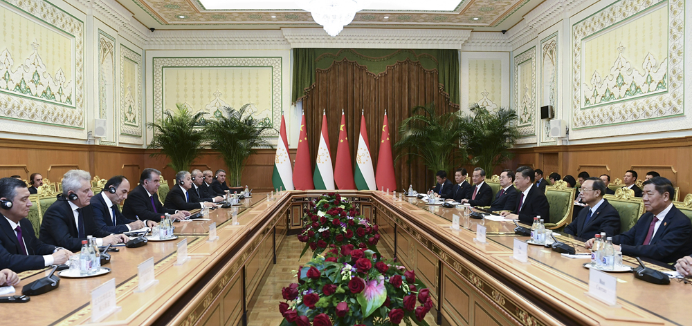 习近平同阿塞拜疆总统阿利耶夫会谈