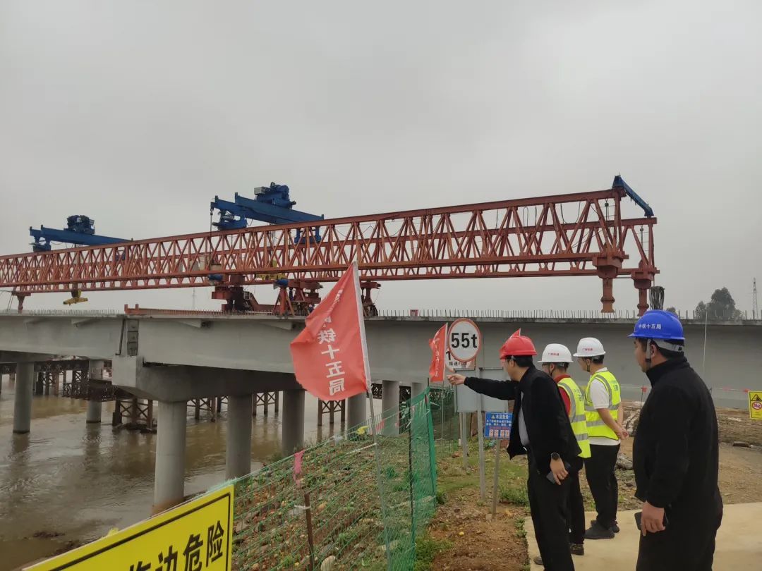 交通运输部多措并举加强汛期暑期公路交通安全