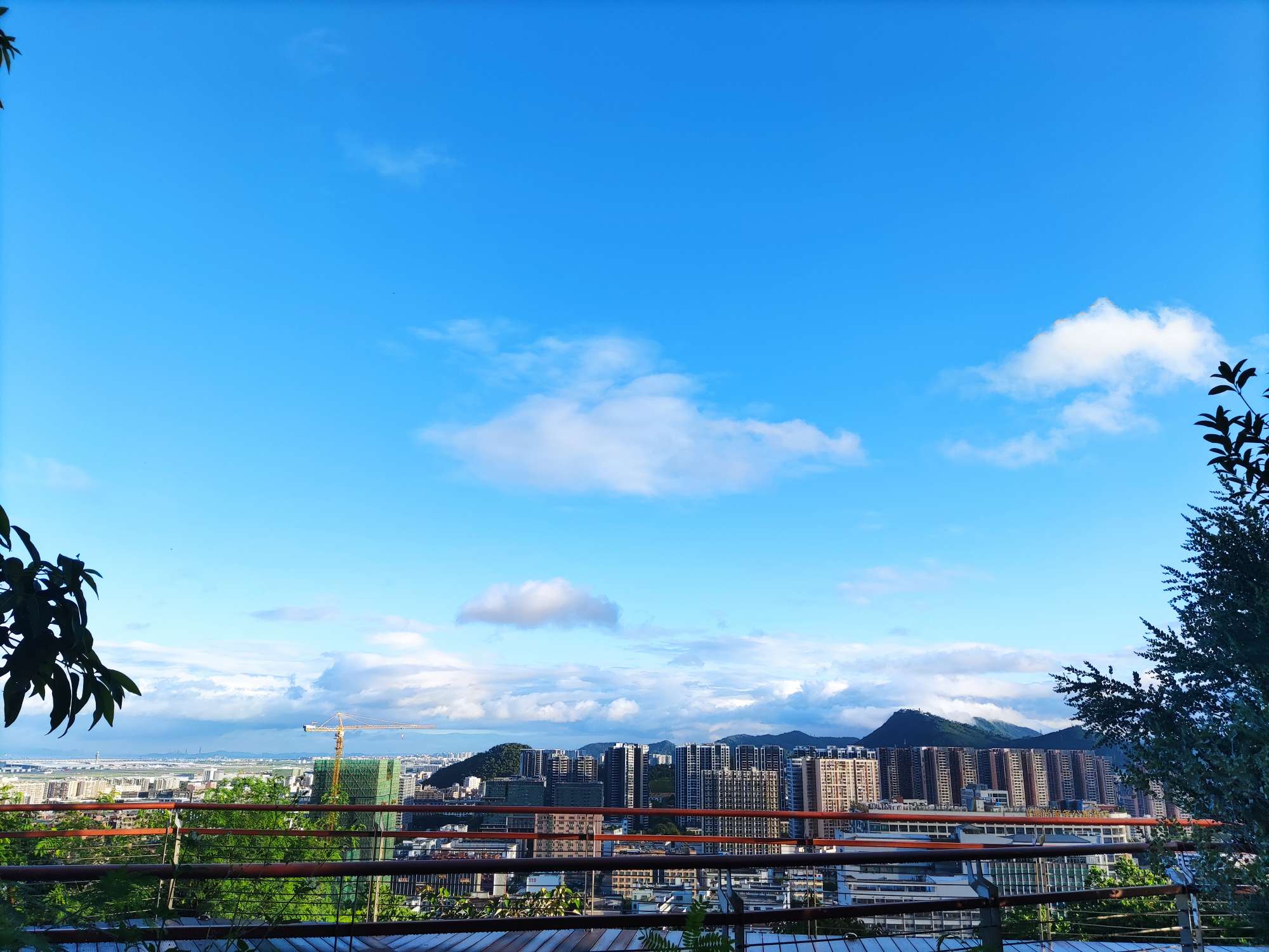 泓德泓华：关注稳健收益、困境反转、科技成长三大板块