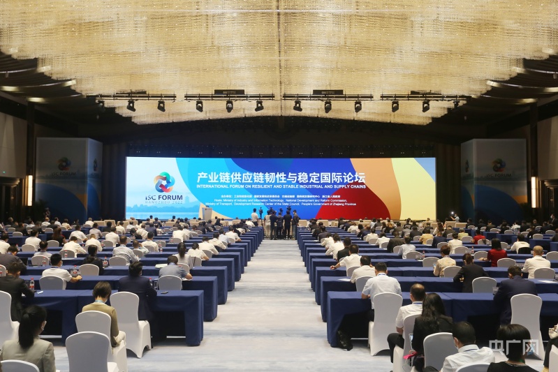 荣盛石化：一季度扣非净利润同比增长30.28% 彰显产业链韧性与创新活力