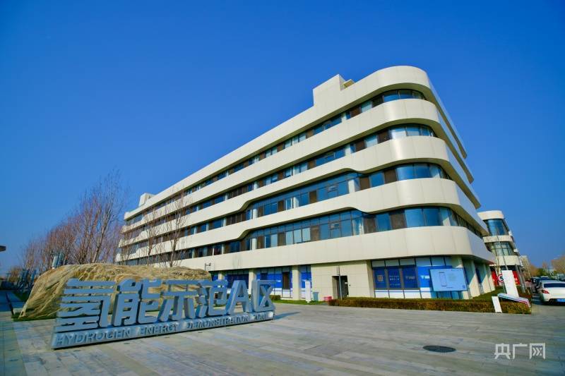 新亚电子：2024年营收突破35亿元 持续深化产业链整合布局