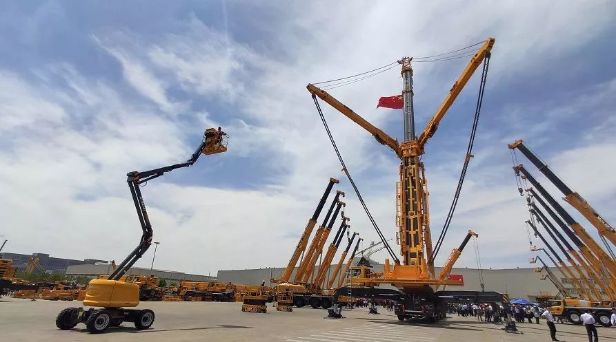 签单再创新高 徐工第七届国际客户节收官