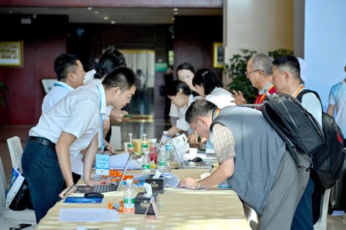 第21届东盟华商会开幕