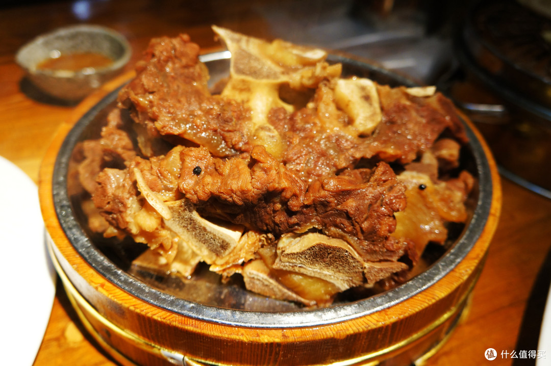 上半年中小市值策略“大口吃肉” 量化私募优化模型控制回撤