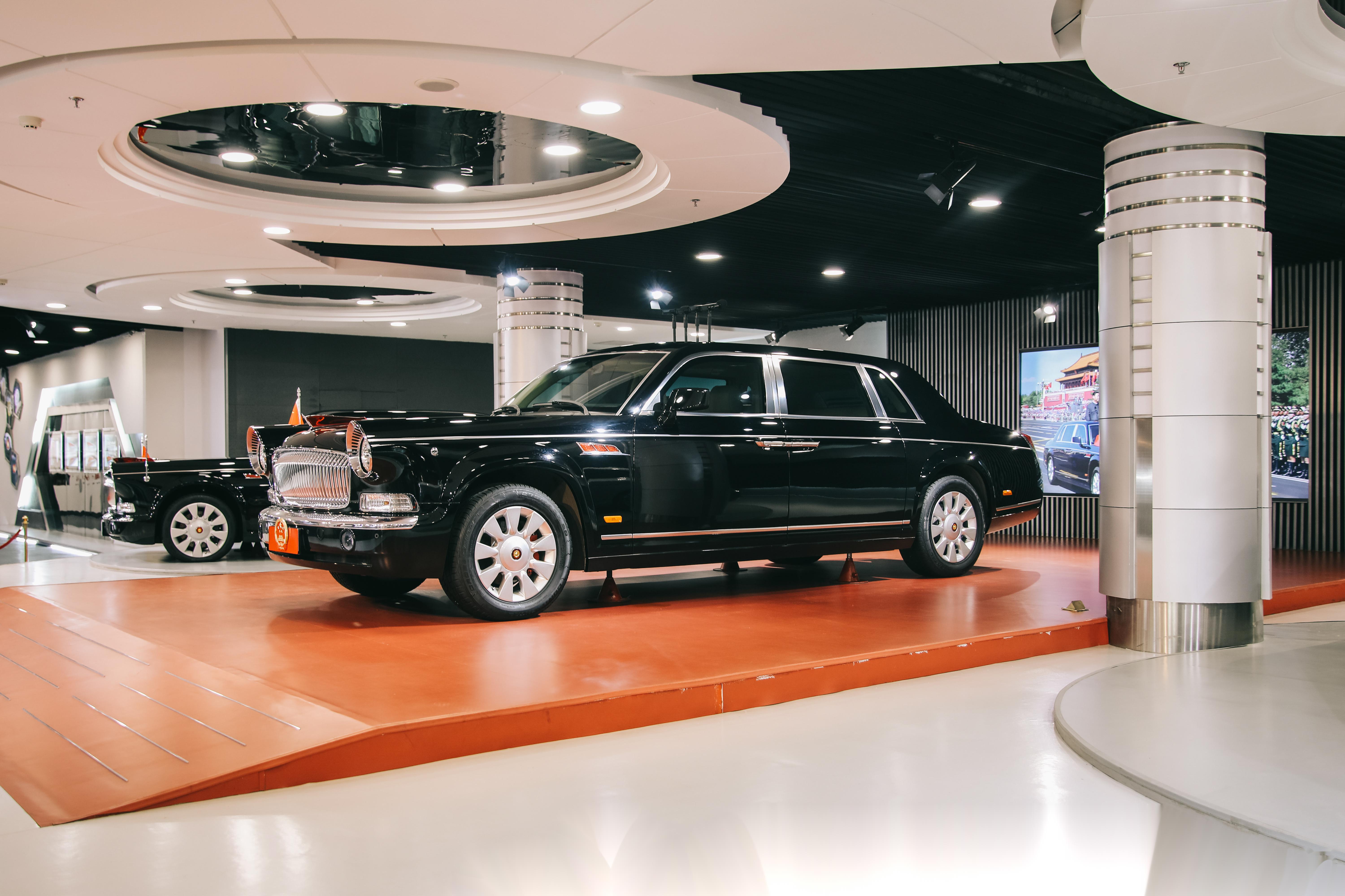 中国一汽红旗嘉年华汽车文化巡礼活动举行