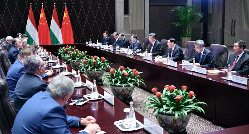 习近平会见澳大利亚总理阿尔巴尼斯