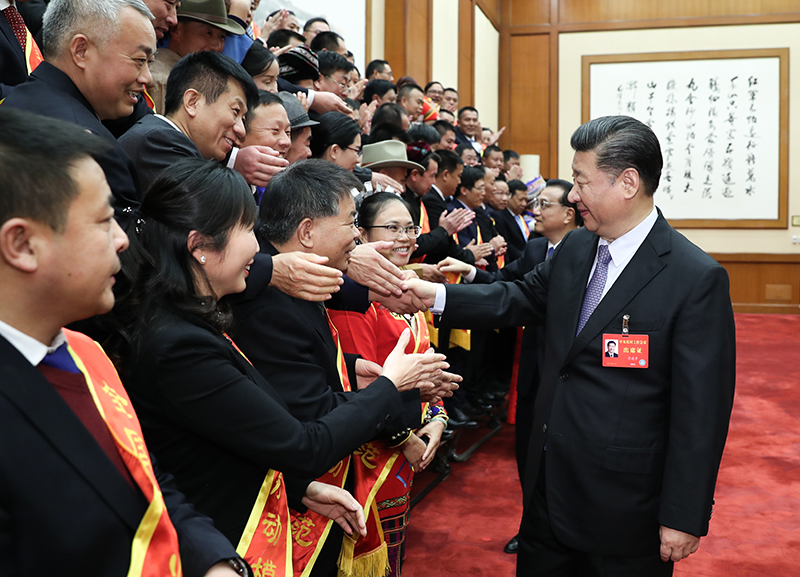 王沪宁出席全方位扩大国内需求调研协商座谈会