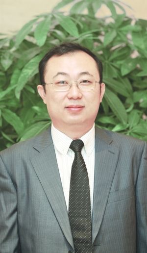 工银瑞信基金及其高级管理人员、拟任基金经理拟不低于1000万元认购工银臻选回报混合