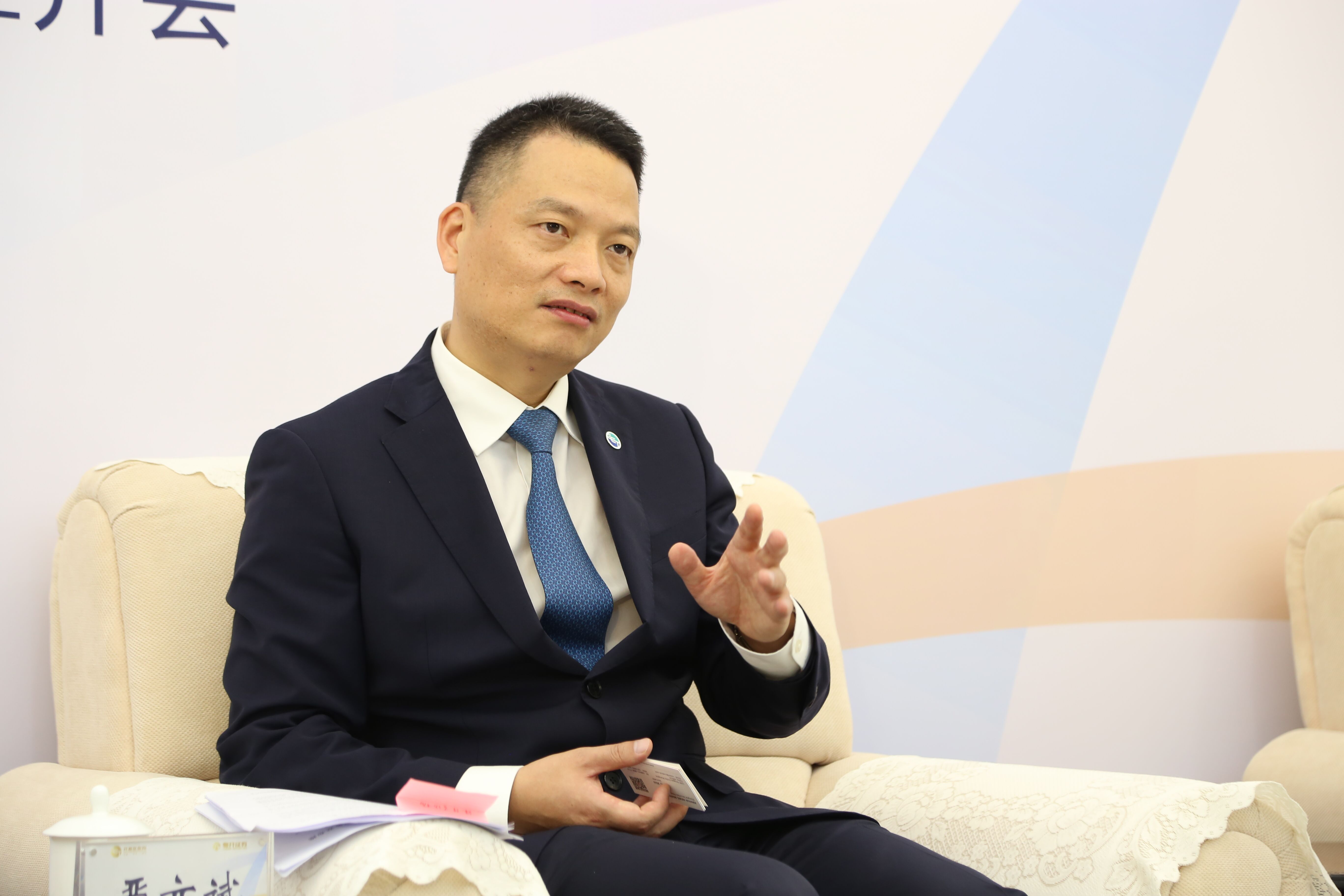 上海证券董事长李海超：以碳金融为钥 启绿色金融新局