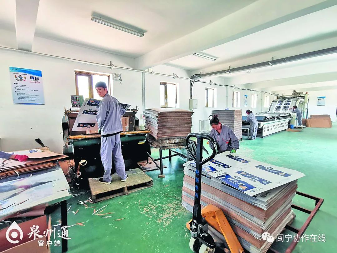 爆款单品亮点纷呈 公募积极寻找规模抓手