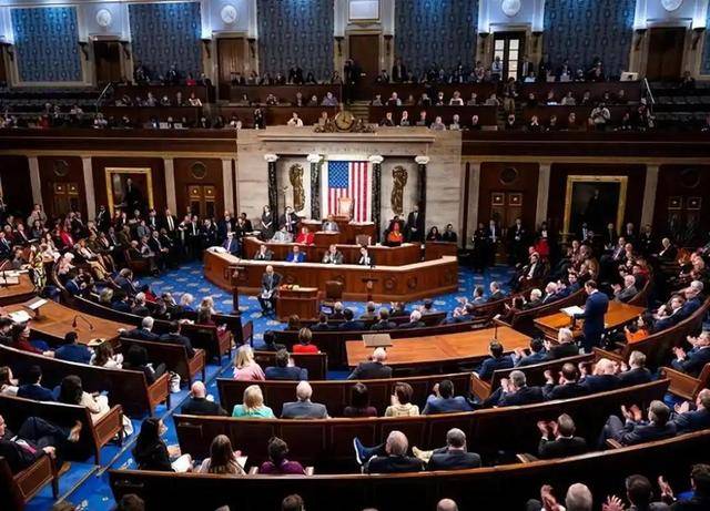 综述｜美政府“停摆”危机逼近　两党“极限拉扯”恐遭政治反噬