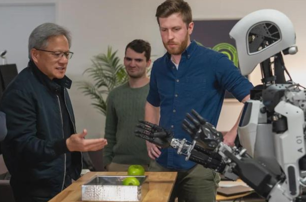 乐聚机器人完成近15亿元Pre-IPO轮融资 推动人形机器人迈向大规模量产新阶段