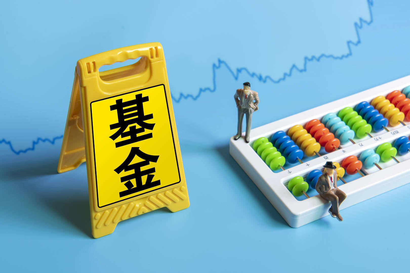 医药基金吸金能力大不同 策略透明度连续性是关键