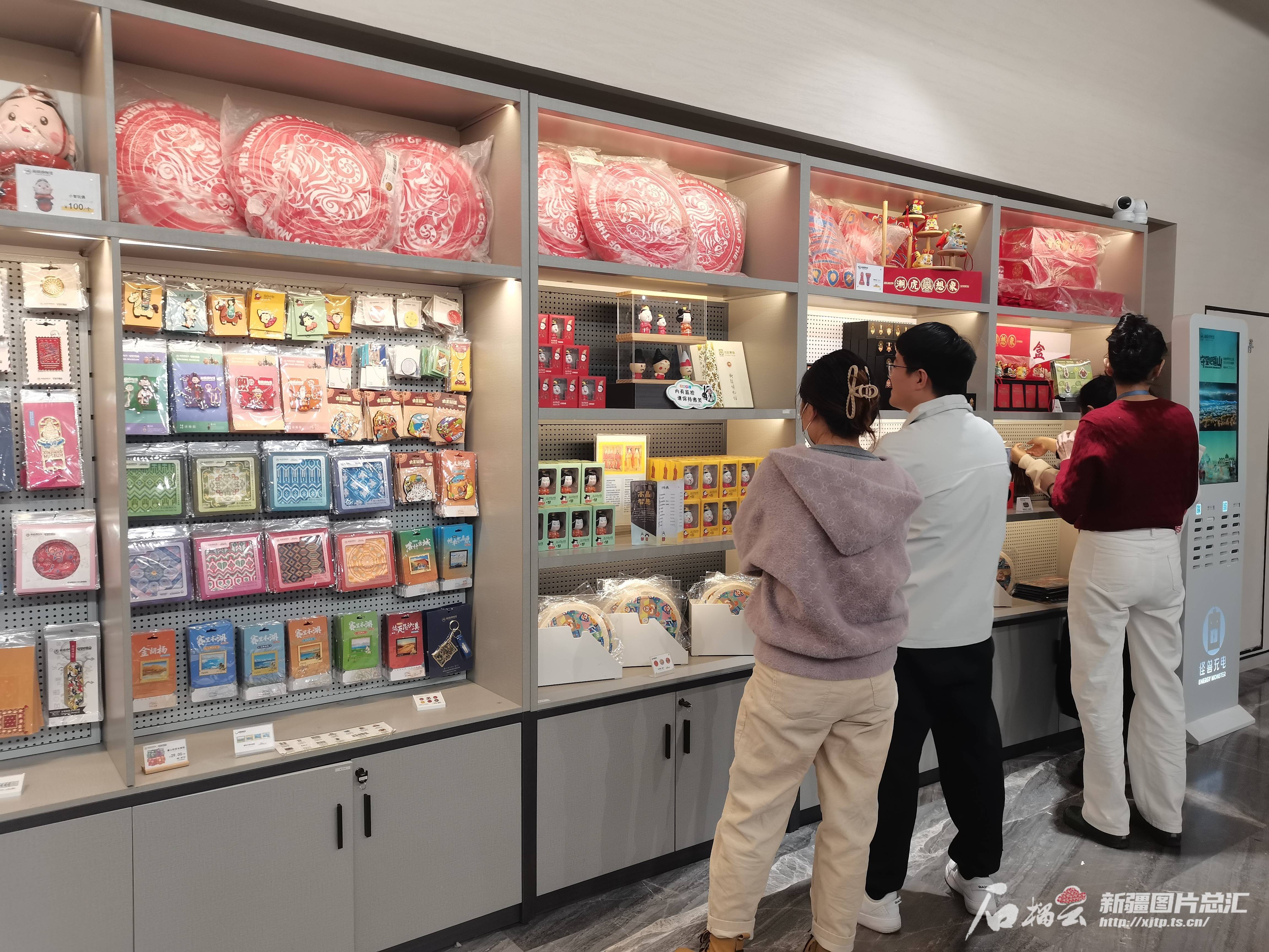 从茶饮热销到潮玩圈粉——中国文创产品走红海外市场