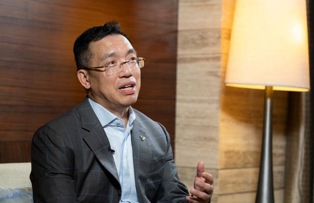 上峰水泥董事长俞锋：传统主业筑基 打造产业投资“第二曲线”