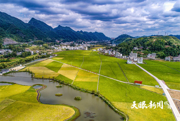 贵州：瓮安港云中港区正式开港