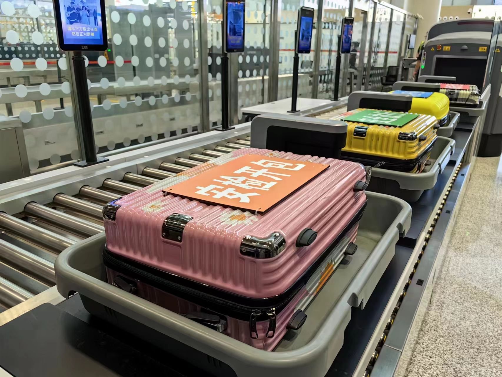 海南机场董事长杨小滨：迎封关 谋整合 打造国际区域航空枢纽