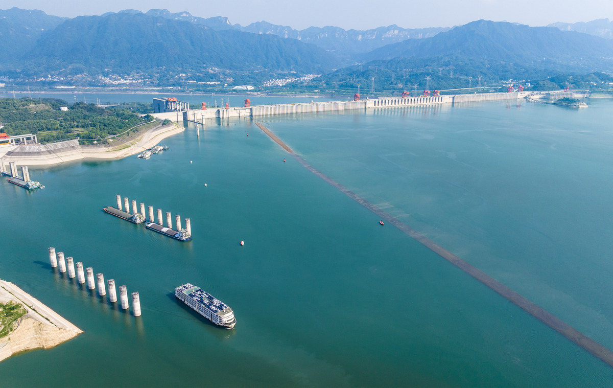 桂冠电力：龙滩水电站通航建筑物建设标准升级 符合公司及股东长远利益