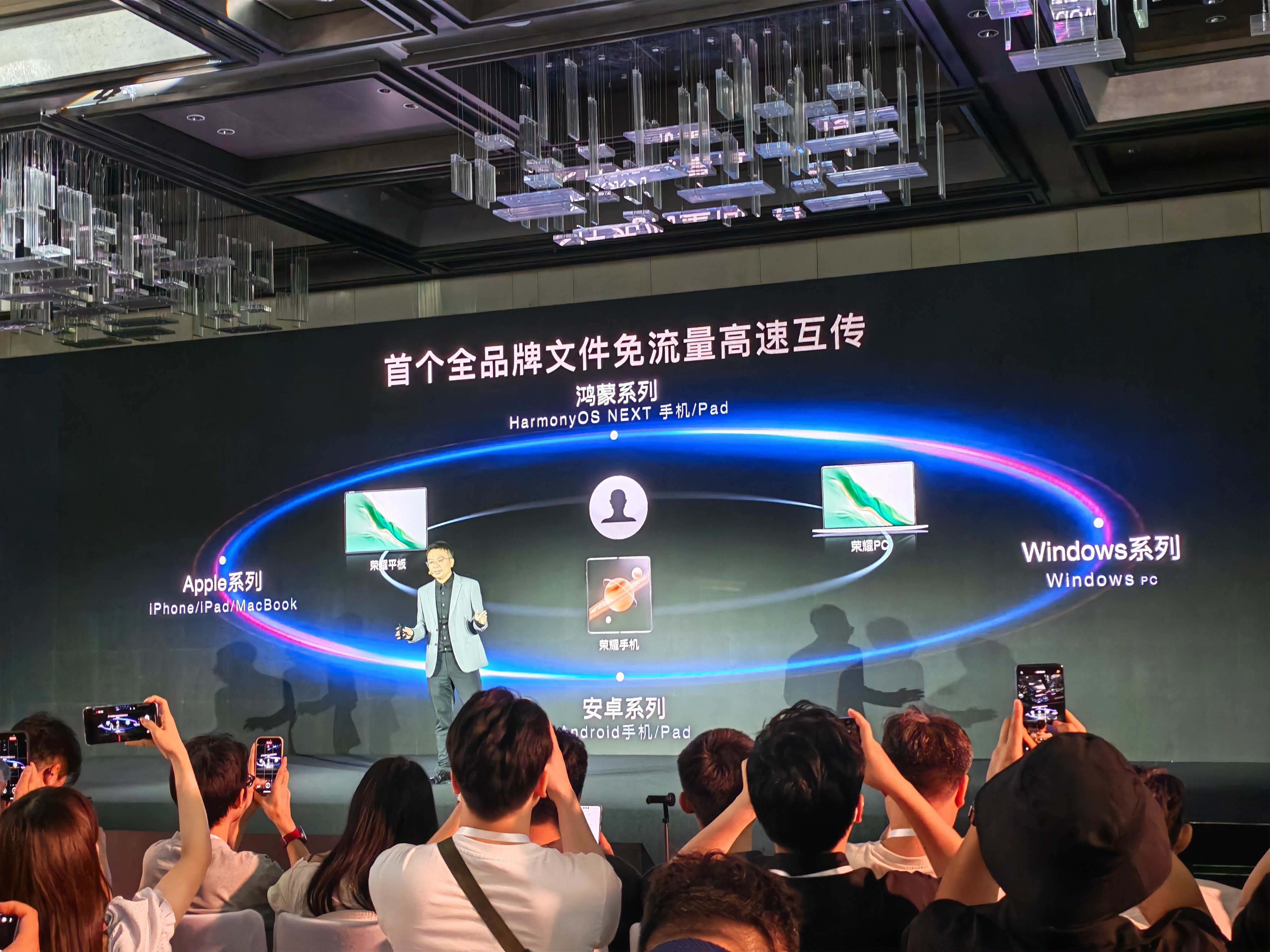 道通科技亮相CES 具身智能集群与智能充电网络受关注