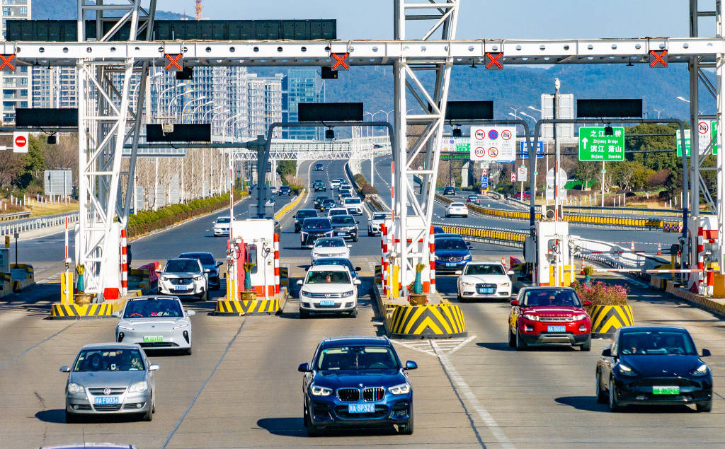 今年春运全社会跨区域人员流动量有望再创新高