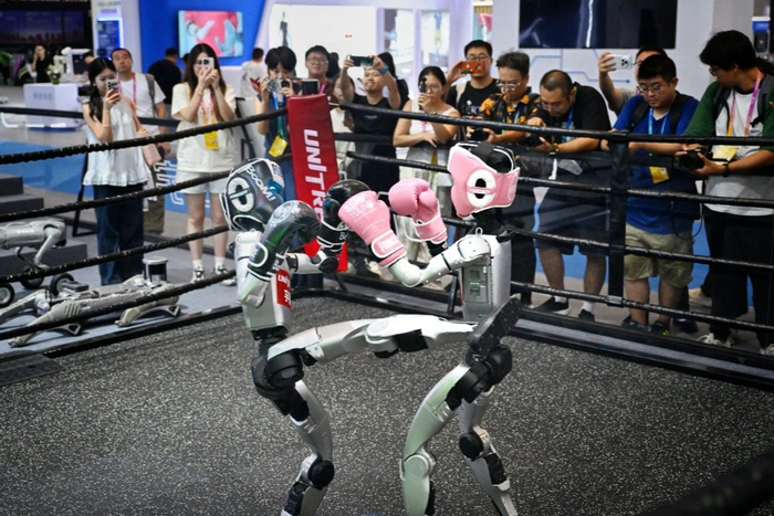 “大脑”与“肢体”的竞赛 资本押注具身智能赛道