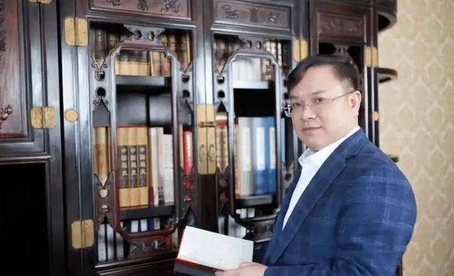 美元存款高息光环褪色 投资者转向理性配置