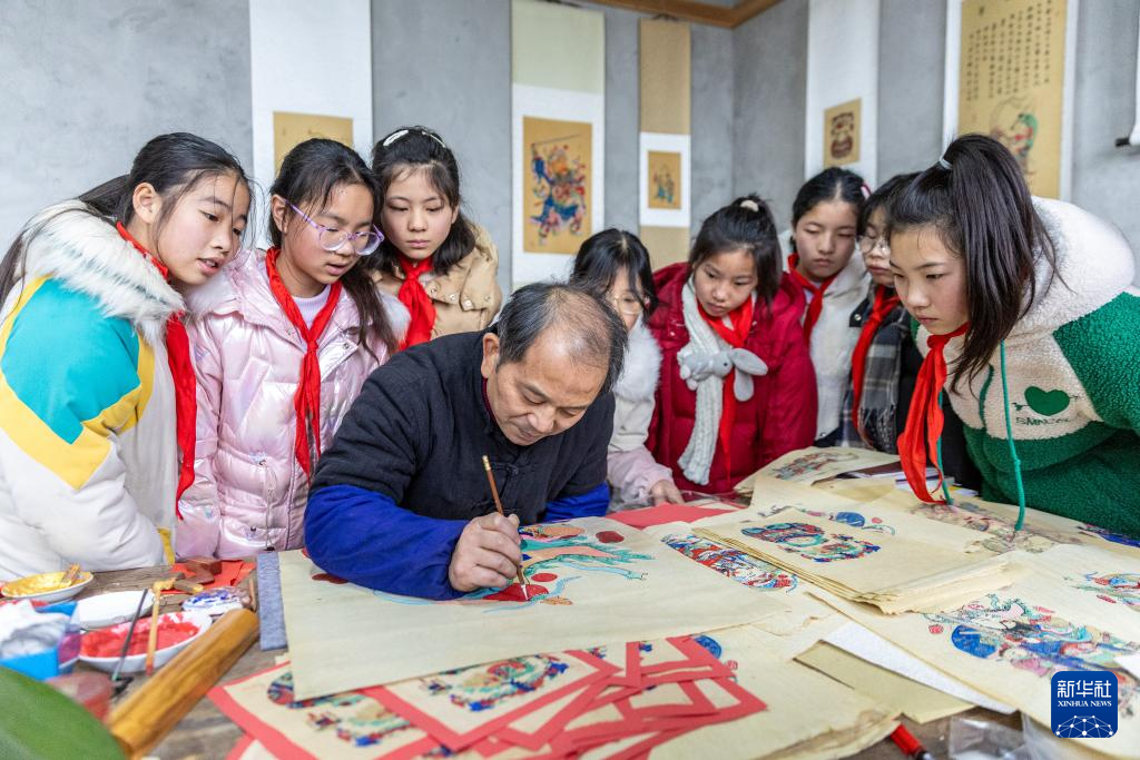 新春走基层丨非遗点亮塞上中国年