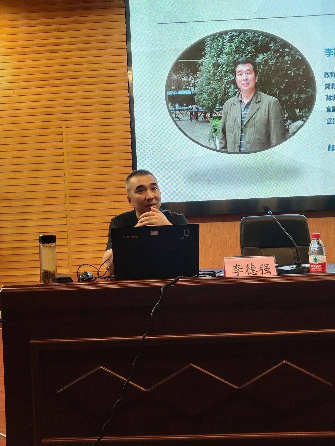 代表委员履职故事丨不负重托 逐梦前行——2025年代表委员履职故事