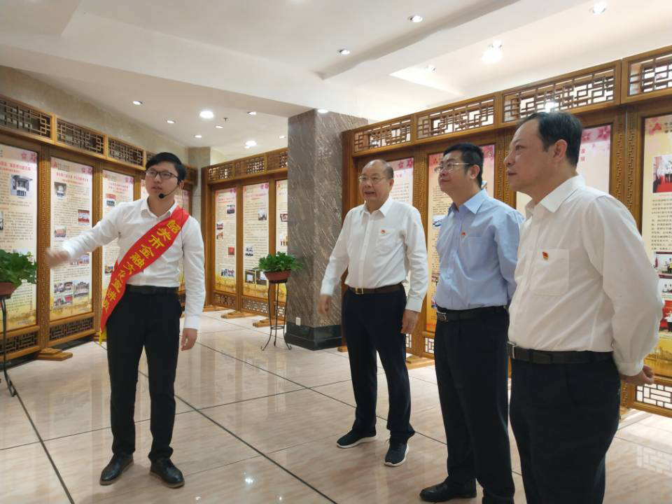 人民银行党委部署开展树立和践行正确政绩观学习教育 扎实推进重点工作 走好中国特色金融发展之路