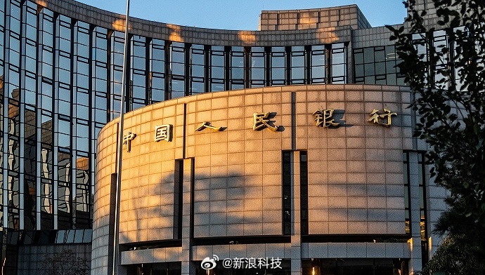 潘功胜：继续实施好适度宽松的货币政策 加大逆周期和跨周期调节力度
