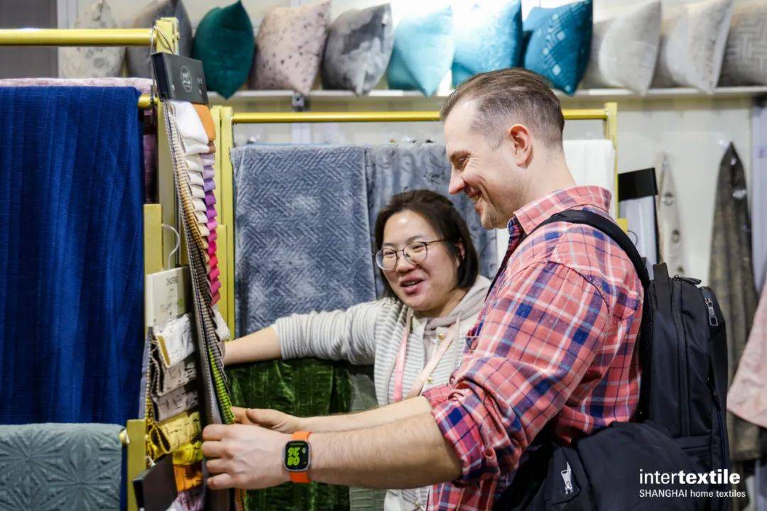市场最前沿丨一块布，如何“织”出新潮流？——从2026中国纺联春季联展看行业向“新”力