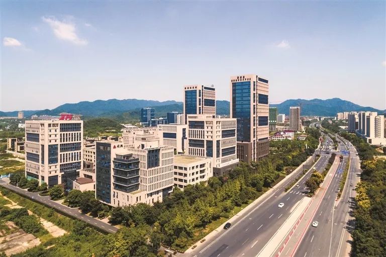 各地“城超”迎来“小微风”