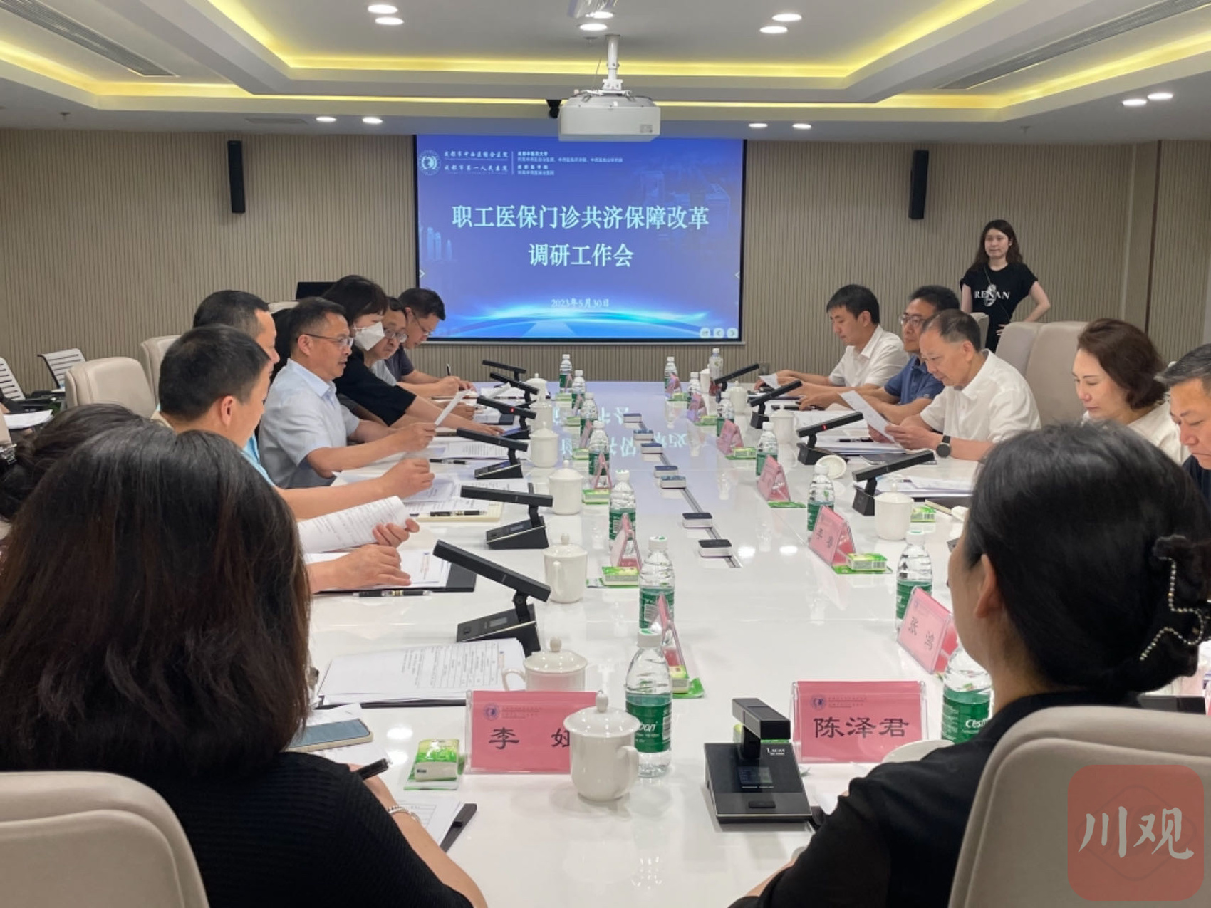 极米科技：子公司收到国内知名汽车主机厂开发定点通知