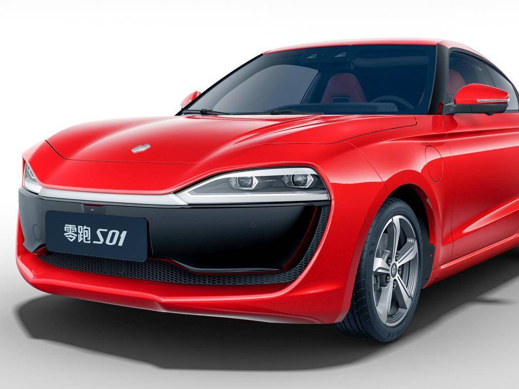 深向完成超11亿元融资 冲刺港股“智能重卡第一股”